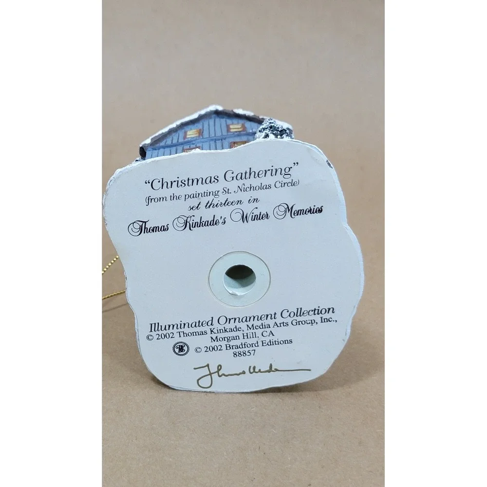 Thomas Kinkade Christmas Gathering Illuminated Ornament Winter Memories 88857